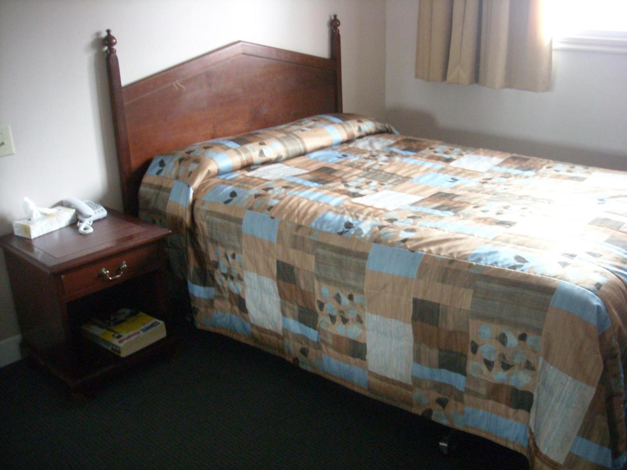 Grand Motel Saint-Hubert Longueuil Eksteriør bilde